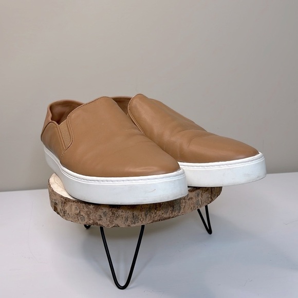 Vince Wheat Brown Saddle Leather Garvey Slip-on Sneaker Size 10 Collapsible heel - Picture 1 of 8